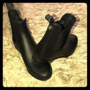 New 💫 Tinsley Rain ☔️ Booties ♣️